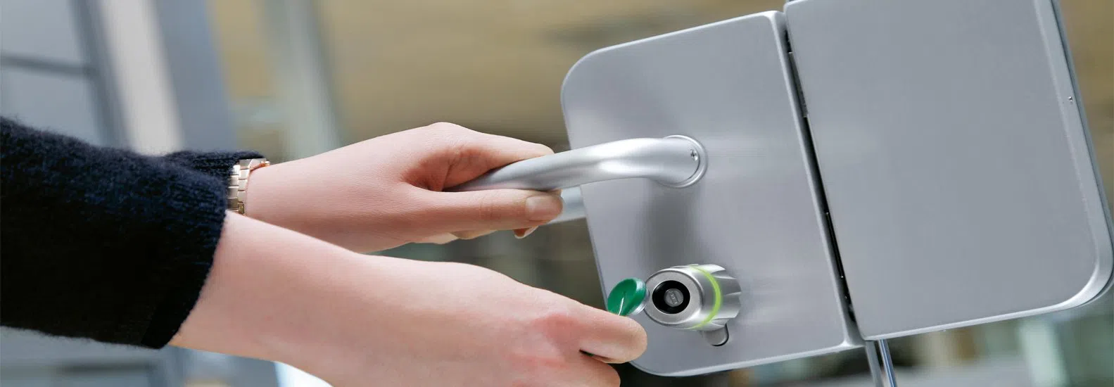 Master Locksmith Store Arlington, VA 703-586-9666 - push-bars